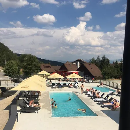 Apartahotel Apartmány Valča Valča
