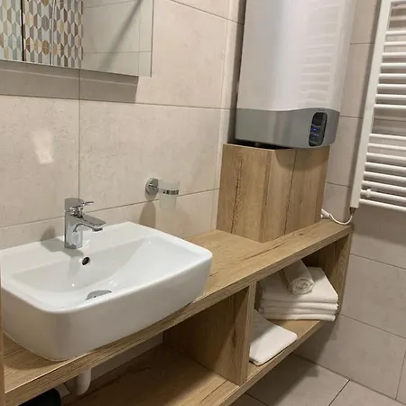 Apartahotel Apartmány Valča 3*