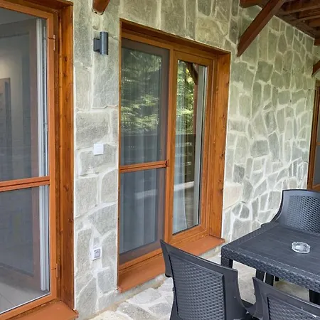 Apartahotel Apartmány Valča 3*