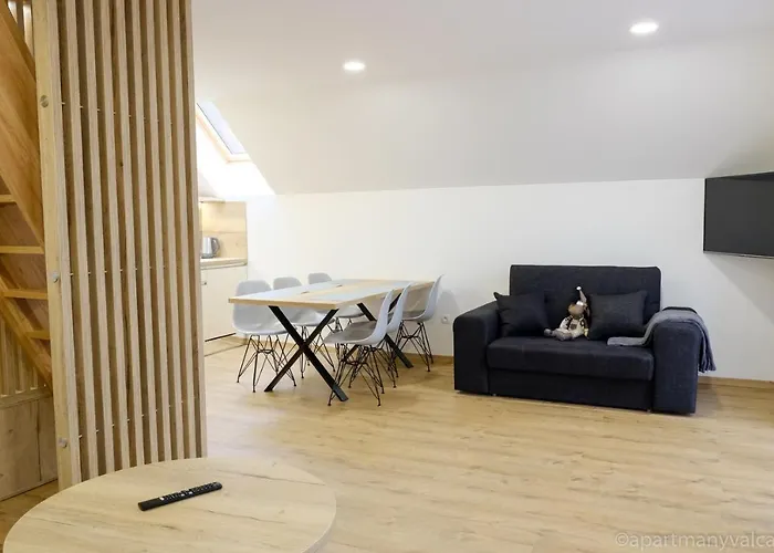 Apartmany Valca 公寓式酒店 3*