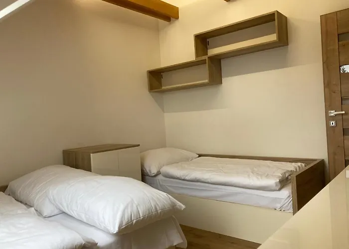 Apartmany Valca 公寓式酒店 Valča