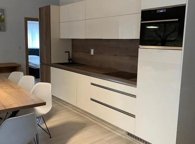 Apartmany Valca 3* Valča